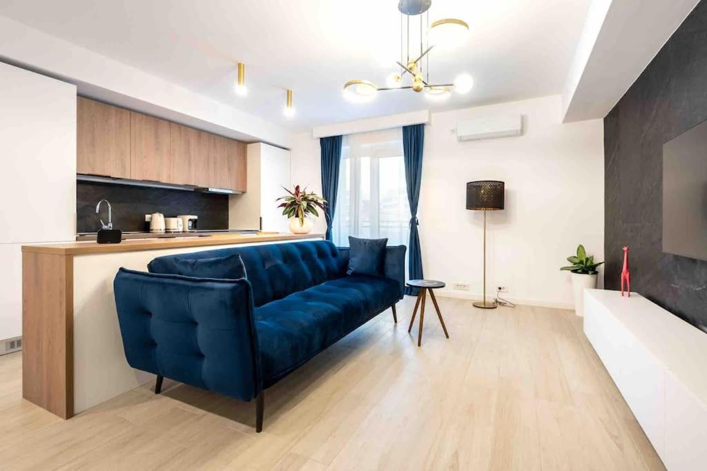 Blue Velvet Apartment Bukares Bagian luar foto