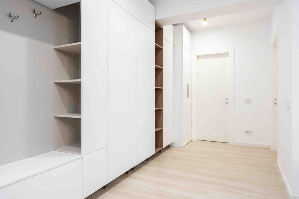 Blue Velvet Apartment Bukares Bagian luar foto