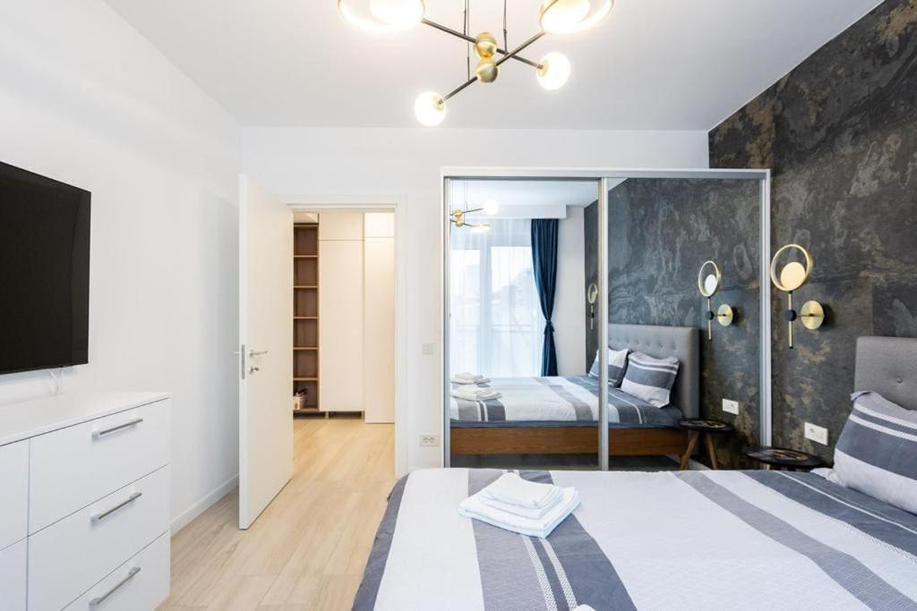 Blue Velvet Apartment Bukares Bagian luar foto