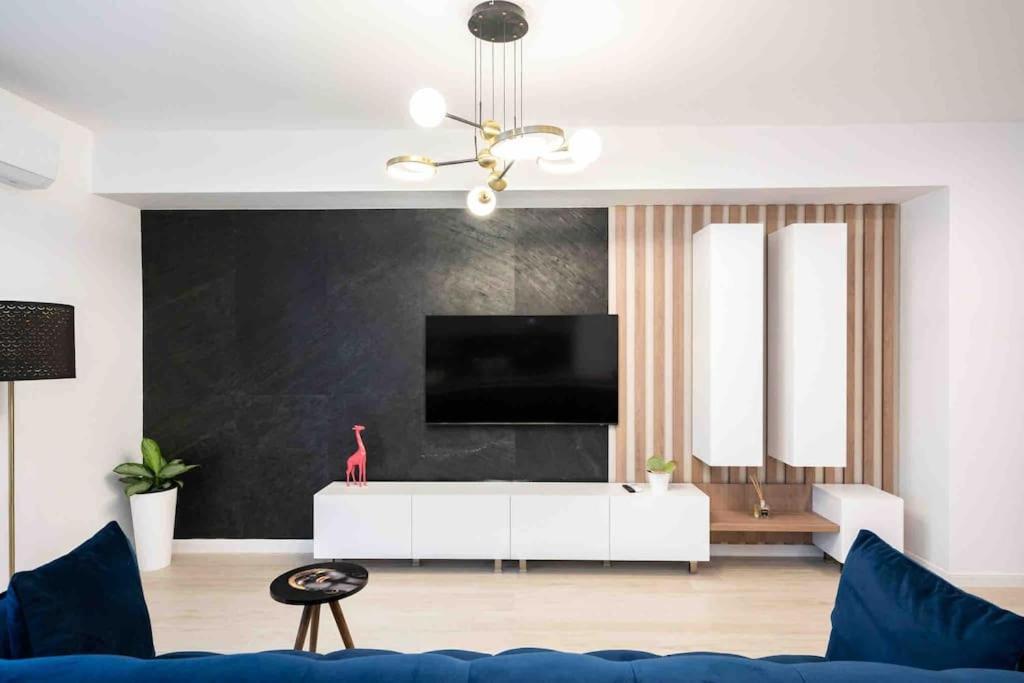Blue Velvet Apartment Bukares Bagian luar foto