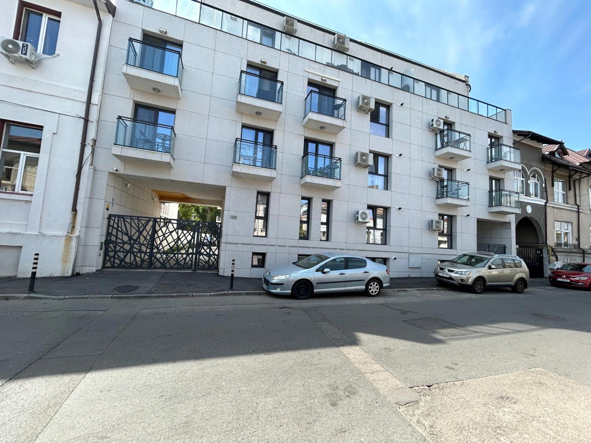Blue Velvet Apartment Bukares Bagian luar foto