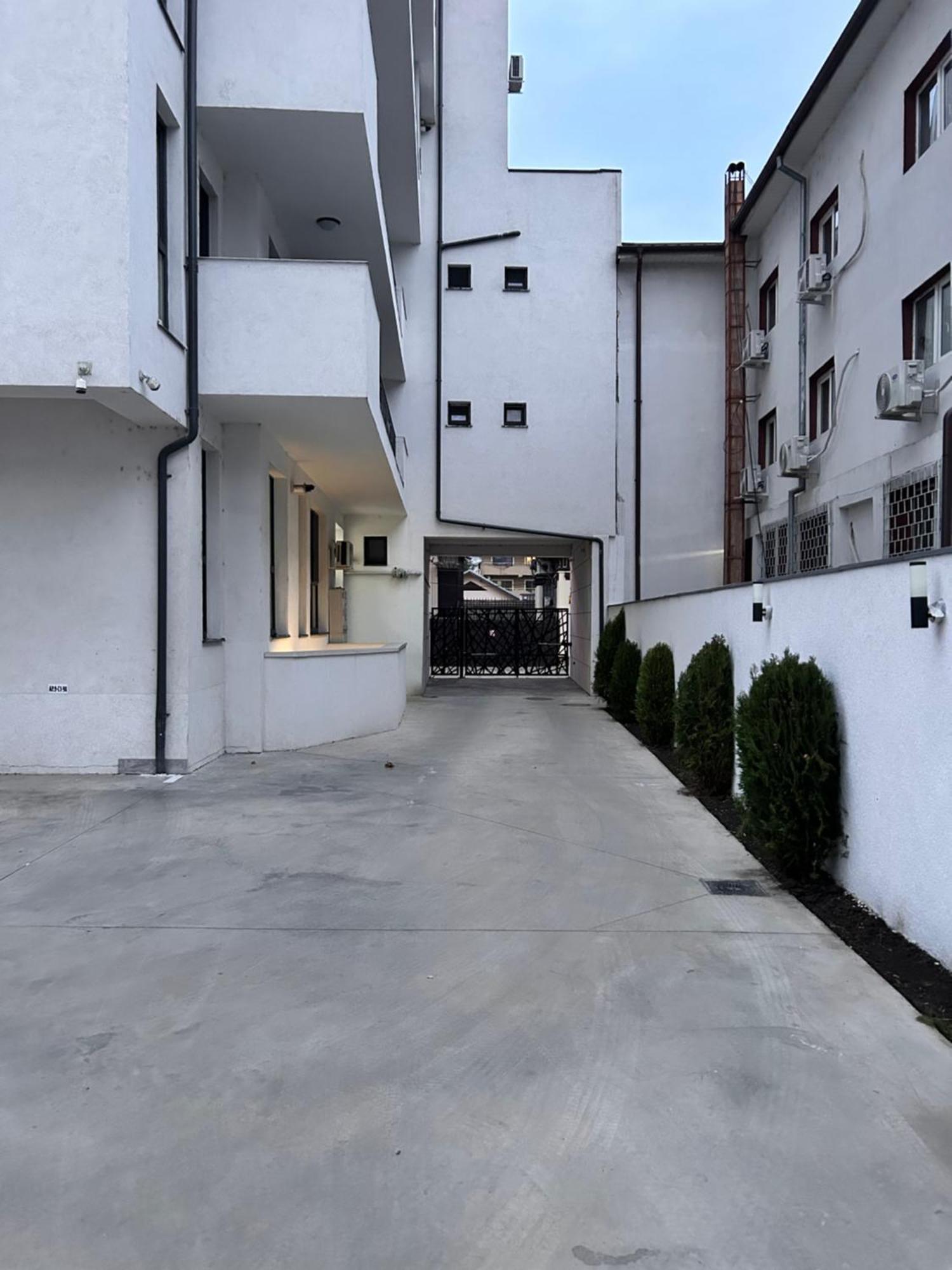 Blue Velvet Apartment Bukares Bagian luar foto
